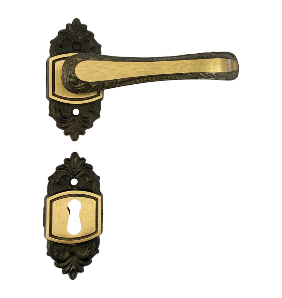 MANIGLIA 'GIGLIO' CON ROSETTA E BOCCHETTA con rosetta e bocchetta