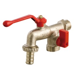 RUBINETTO CON PRESA SUPPLEMENTARE 1/2x3/4