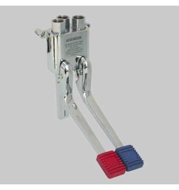 RUBINETTO A PEDALE 2 VIE PARETE - 1/2