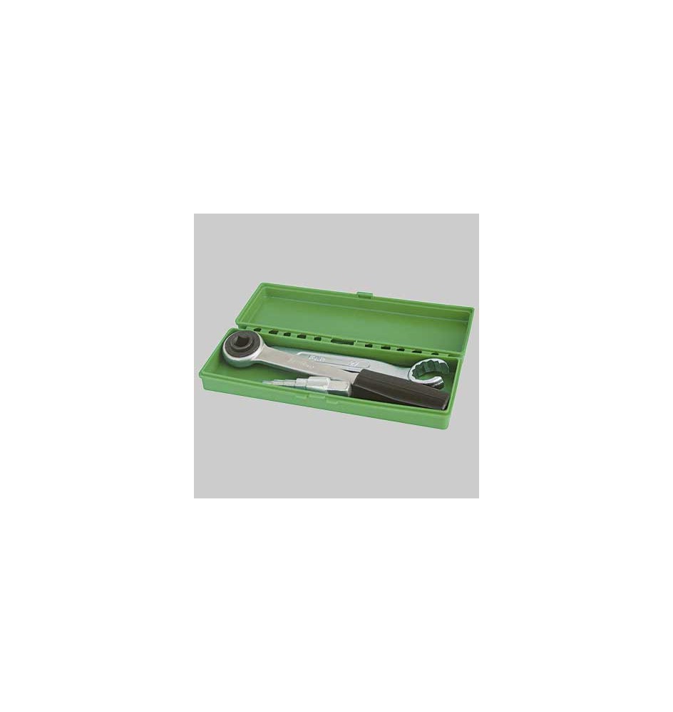 ASTUCCIO FAR - -