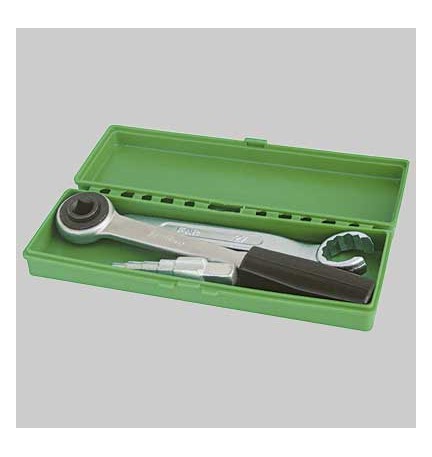 ASTUCCIO FAR - -