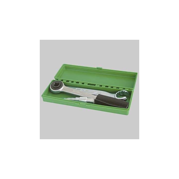 ASTUCCIO FAR - -