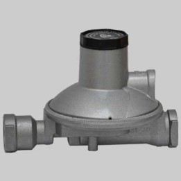 REGOLATORE GAS BASSA PRESSIONE A NORMA - 10 Kg 1/2 x 1/2