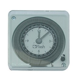 INTERRUTTORE ORARIO PROGRAMMAZIONE GIORNALIERA DA PARETE -