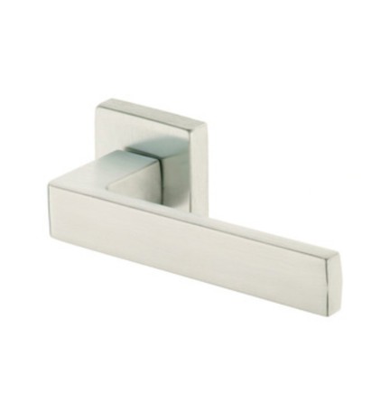 MANIGLIA ASTI M53 C/BOCCHETTA QUADRA CROMO SATINATO