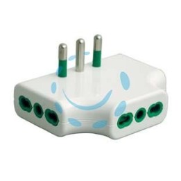 ADATTATORE TRIPLO PIATTO 2 POLI + TERRA 16A - bianco 82220