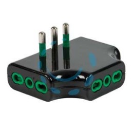ADATTATORE TRIPLO PIATTO 2 POLI + TERRA 16A - nero 82221
