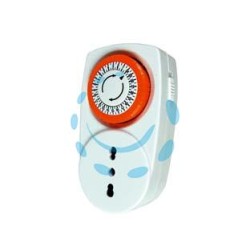 TIMER A PRESA GIORNALIERO CON INTERRUTTORE INTERVALLO 30 MINUTI 