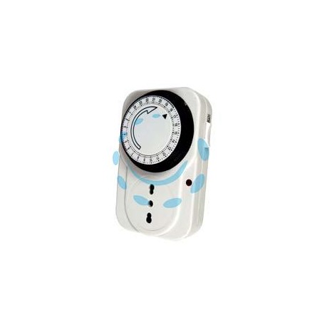 TIMER A PRESA GIORNALIERO CON INTERRUTTORE INTERVALLO 15 MINUTI 