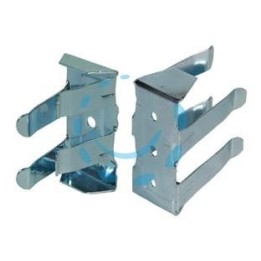 GANCIO PER APPLICAZIONE ZOCCOLO CUCINE - mm.30x55h.