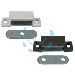 CRICCHETTO MAGNETICO PICCOLO - mm.48x18x13h., 2 fori, in plastica bianco